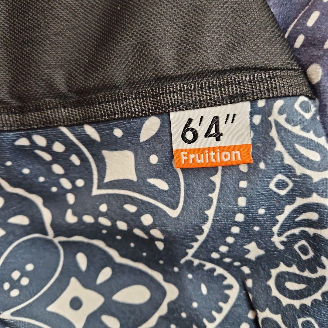 美品 未使用 サーフボード ソフトケースカバー6'4 ペイズリーfrultion