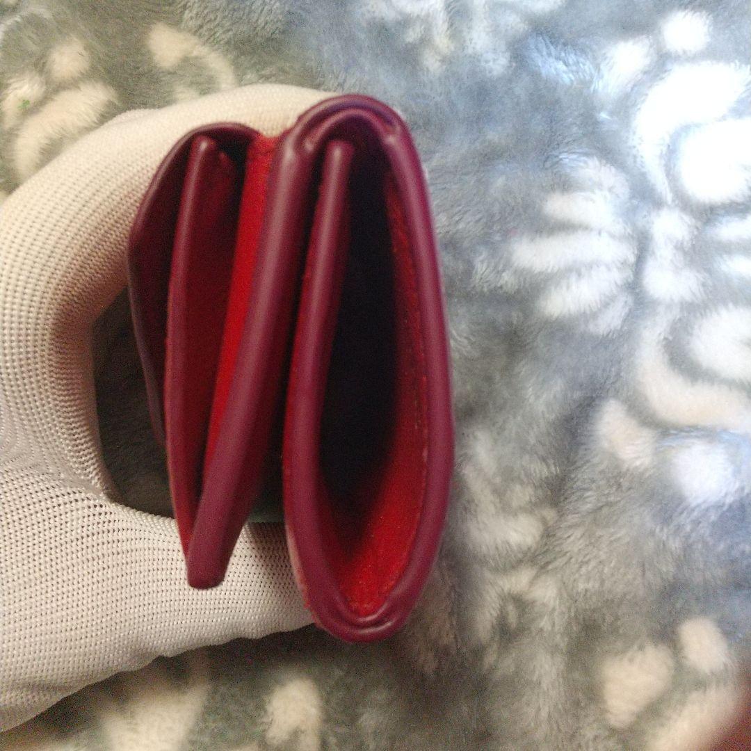 プラダPRADA　サフィアーノ コンパクトウォレット レッド系