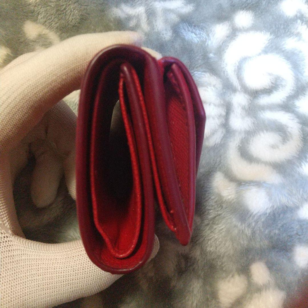 プラダPRADA　サフィアーノ コンパクトウォレット レッド系