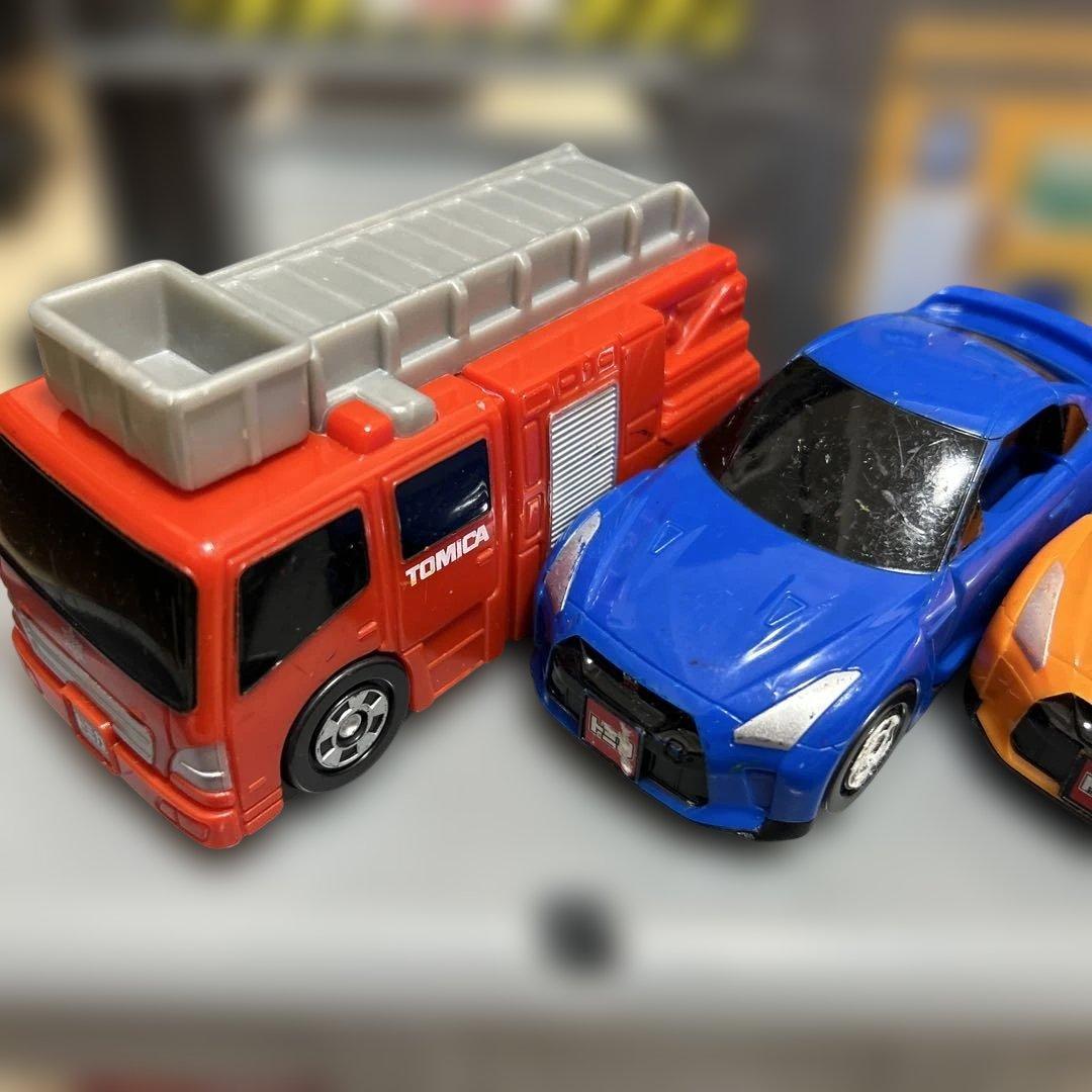 【おまけ3台付き】はじめてトミカ ちゅうしゃじょうセット　トミカワールド駐車場