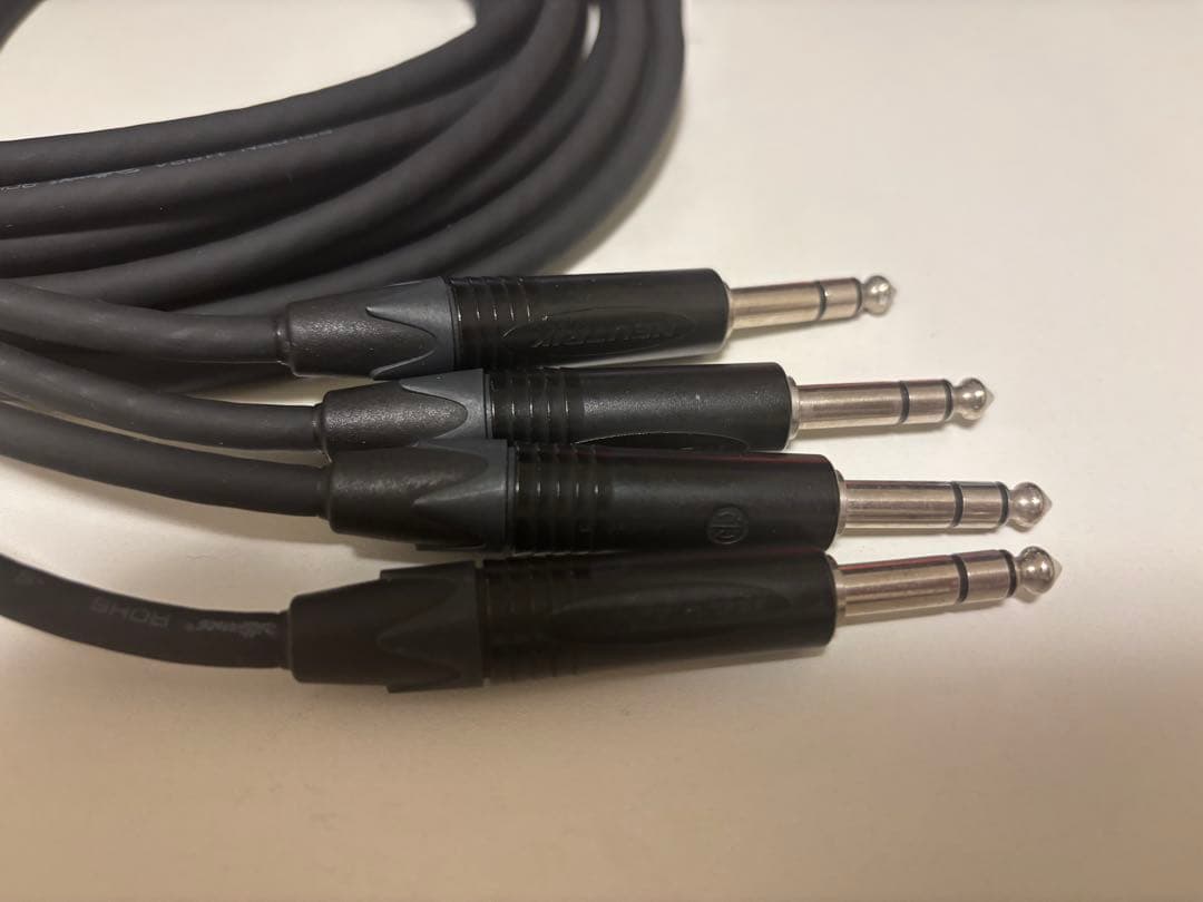 ノイトリック BELDEN TRS-XLR オス ２M 変換ケーブル ４本