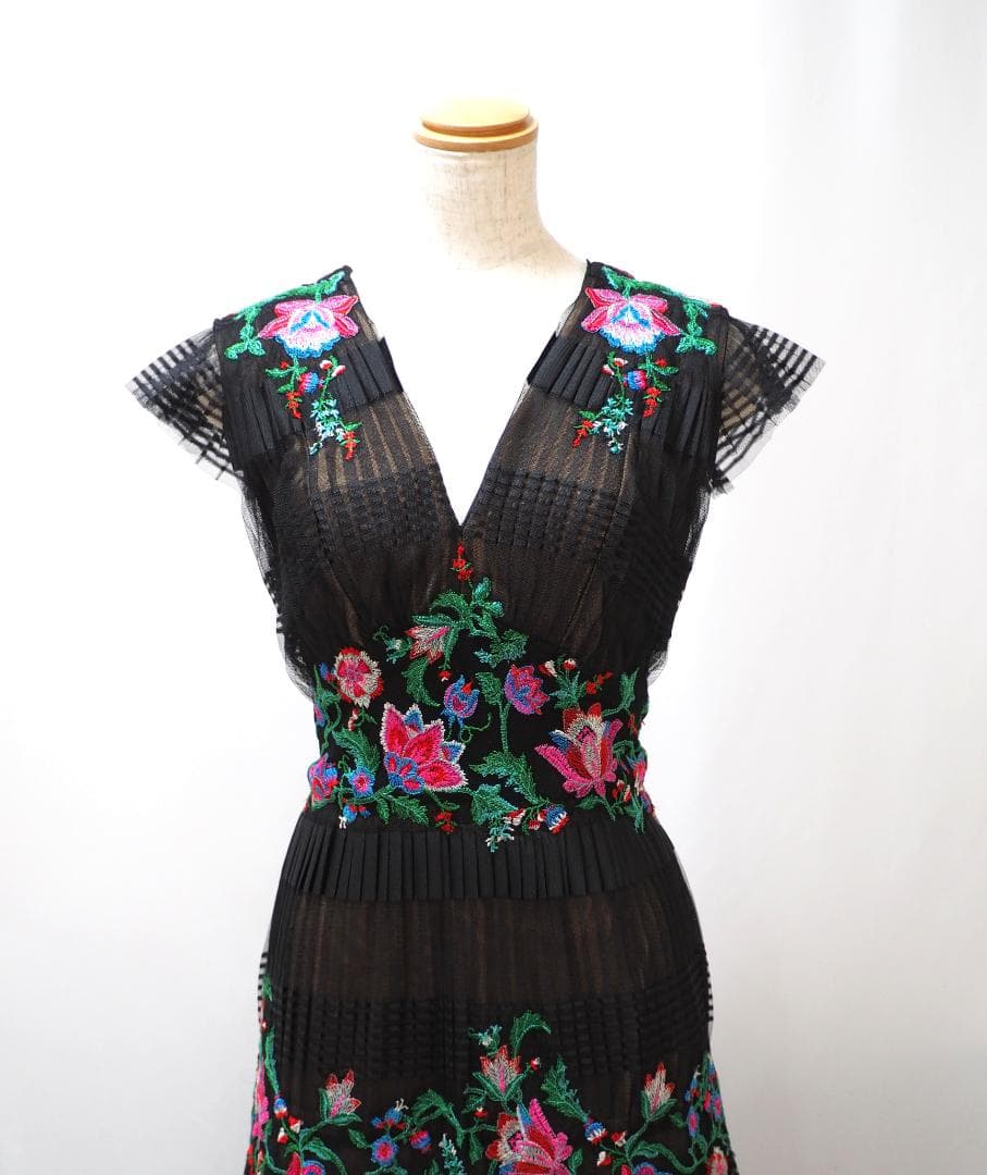TADASHI SHOJI　ワンピース　「４ 」/ ９号程度