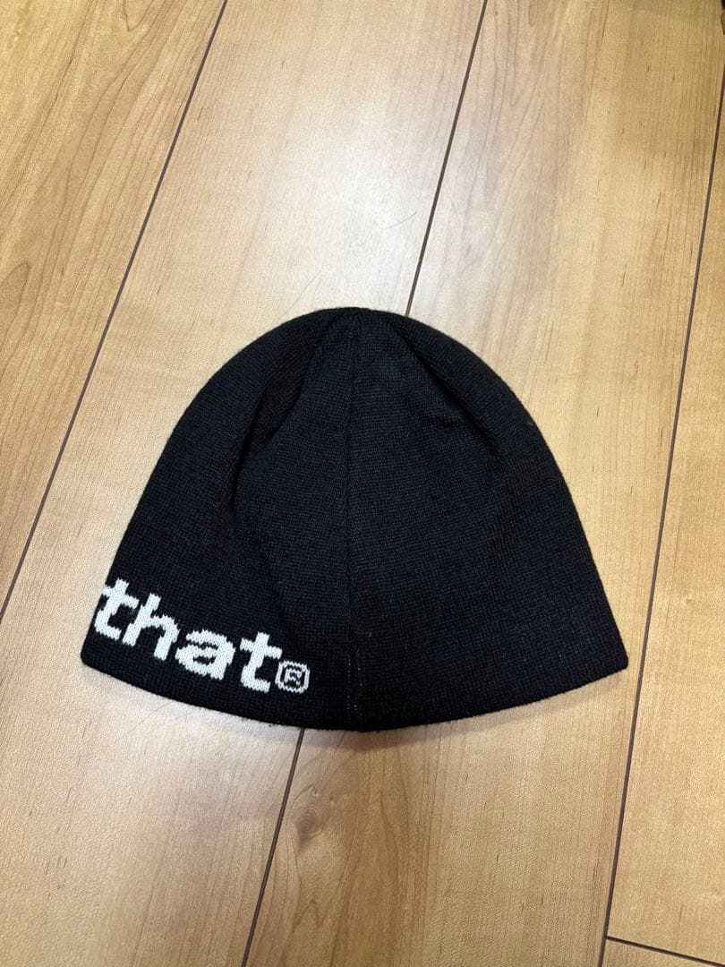 thisisneverthat ロゴ入り 黒ビーニー