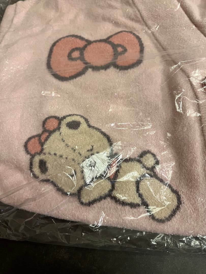 サンリオハウス　GELATOPIQUEカーディガン　キティ ちゃんピンク　おまけ