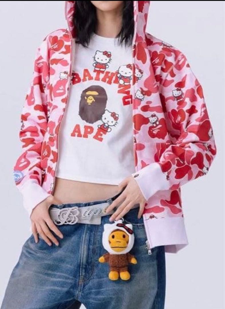 トップス BAPE X HELLO KITTY COLLEGE MINI TEE M