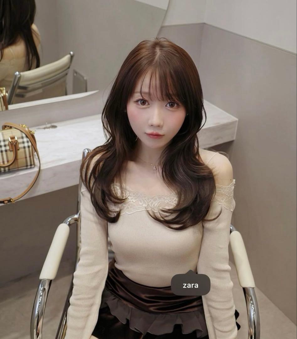 完売品 ZARA オフショルダー Tシャツ Sサイズ