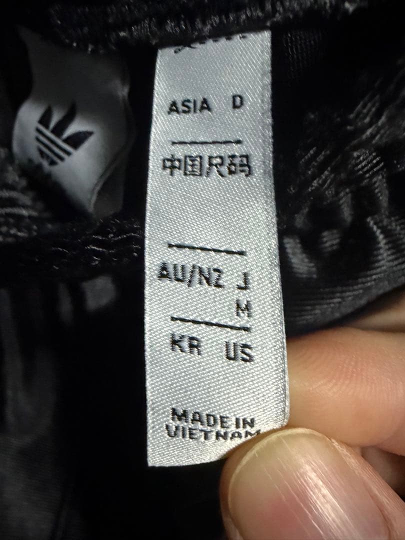わ*ク様 adidas ファイヤーバード　メタリック　トラック（上下）
