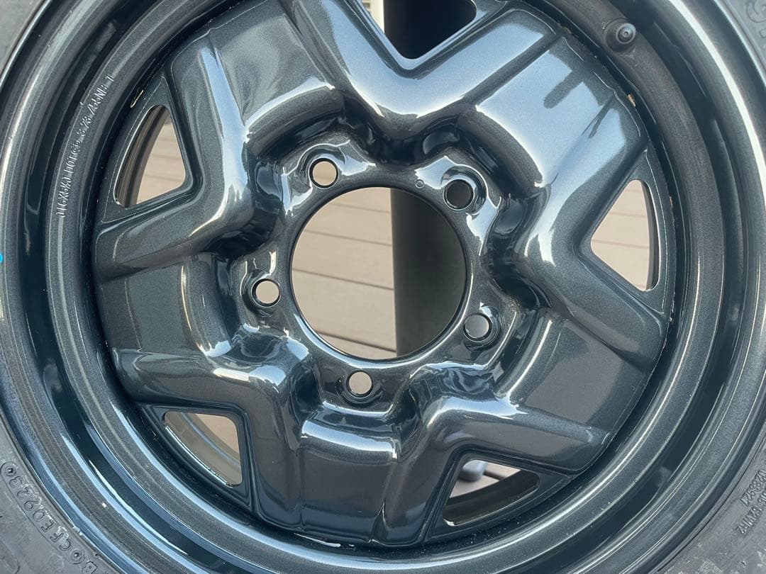 ジムニー　jb64 純正スチールホイール　タイヤセット　新車取り外し　１本