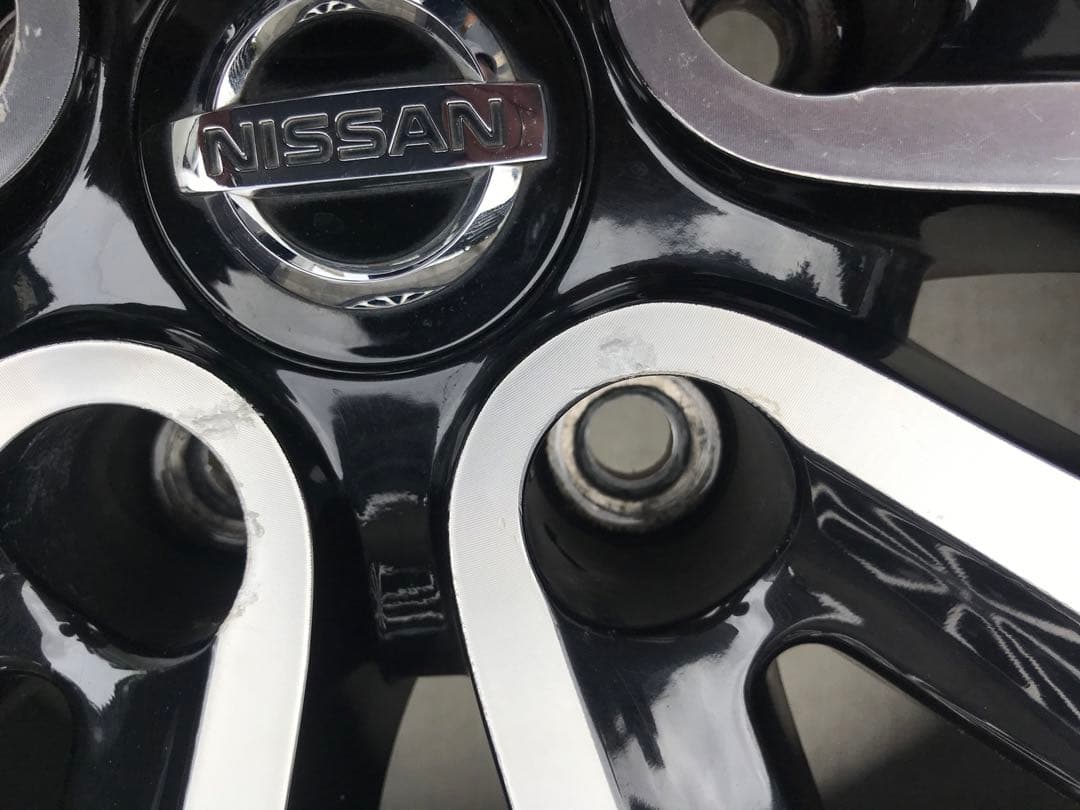 日産　純正　ホイール　18インチ