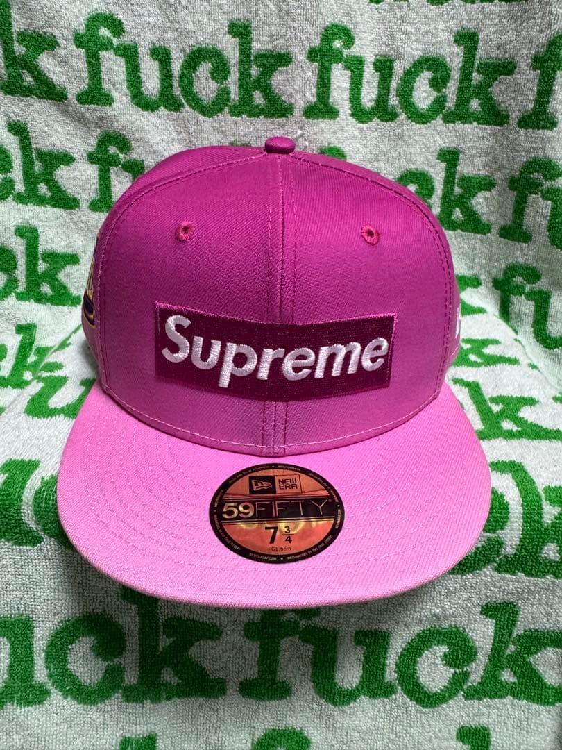 ニューエラ supreme Gradient Box Logo New Era