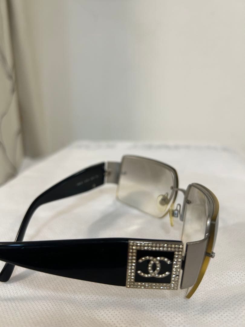 CHANEL サングラス シルバー グラデーション