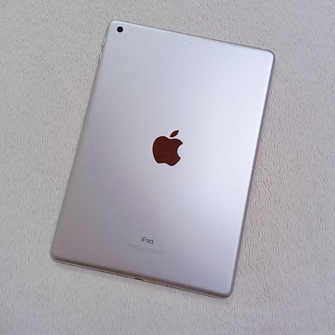 iPad 第6世代 32GB Wi-Fiモデル A1893