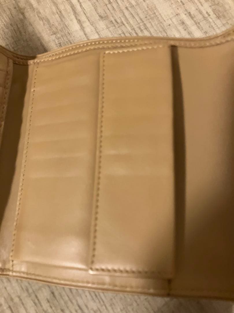 プラダ　折り財布（1-P1）