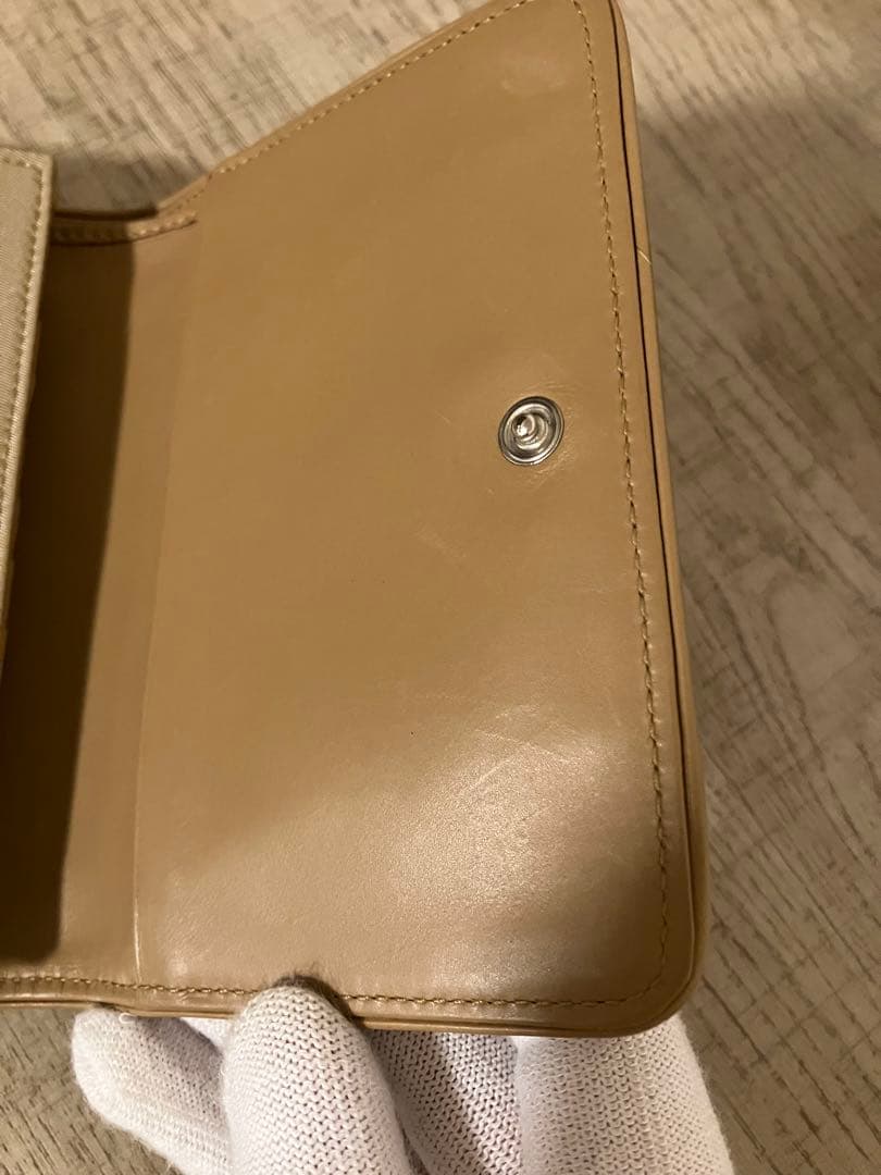プラダ　折り財布（1-P1）