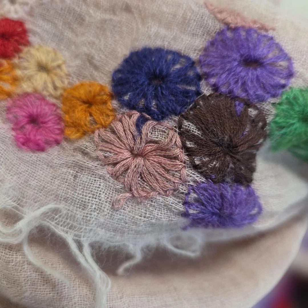 ファリエロサルティ 刺繍 ストール 美品