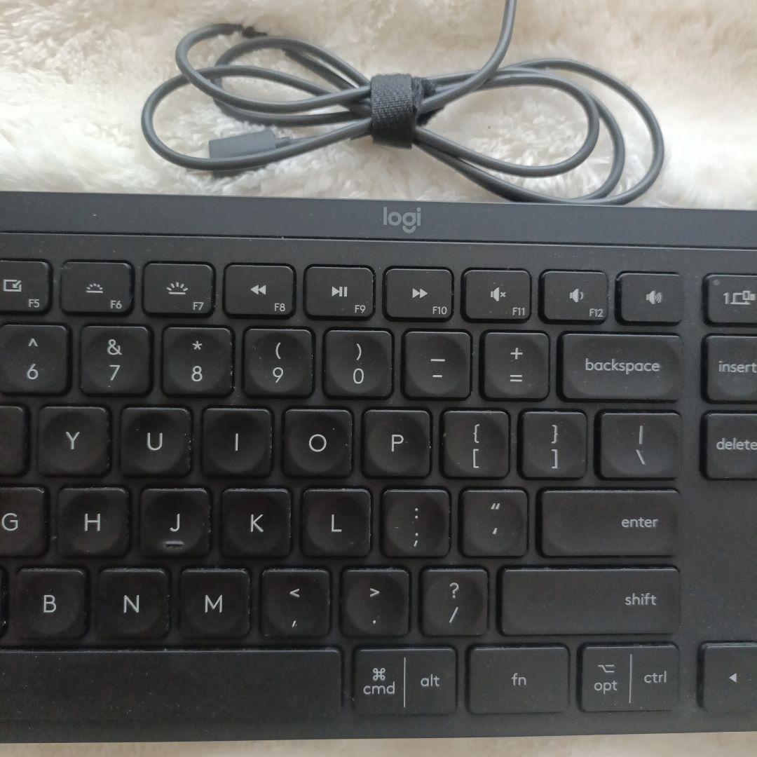 Logicool　MX KEYS　US配列　リストレスト付き