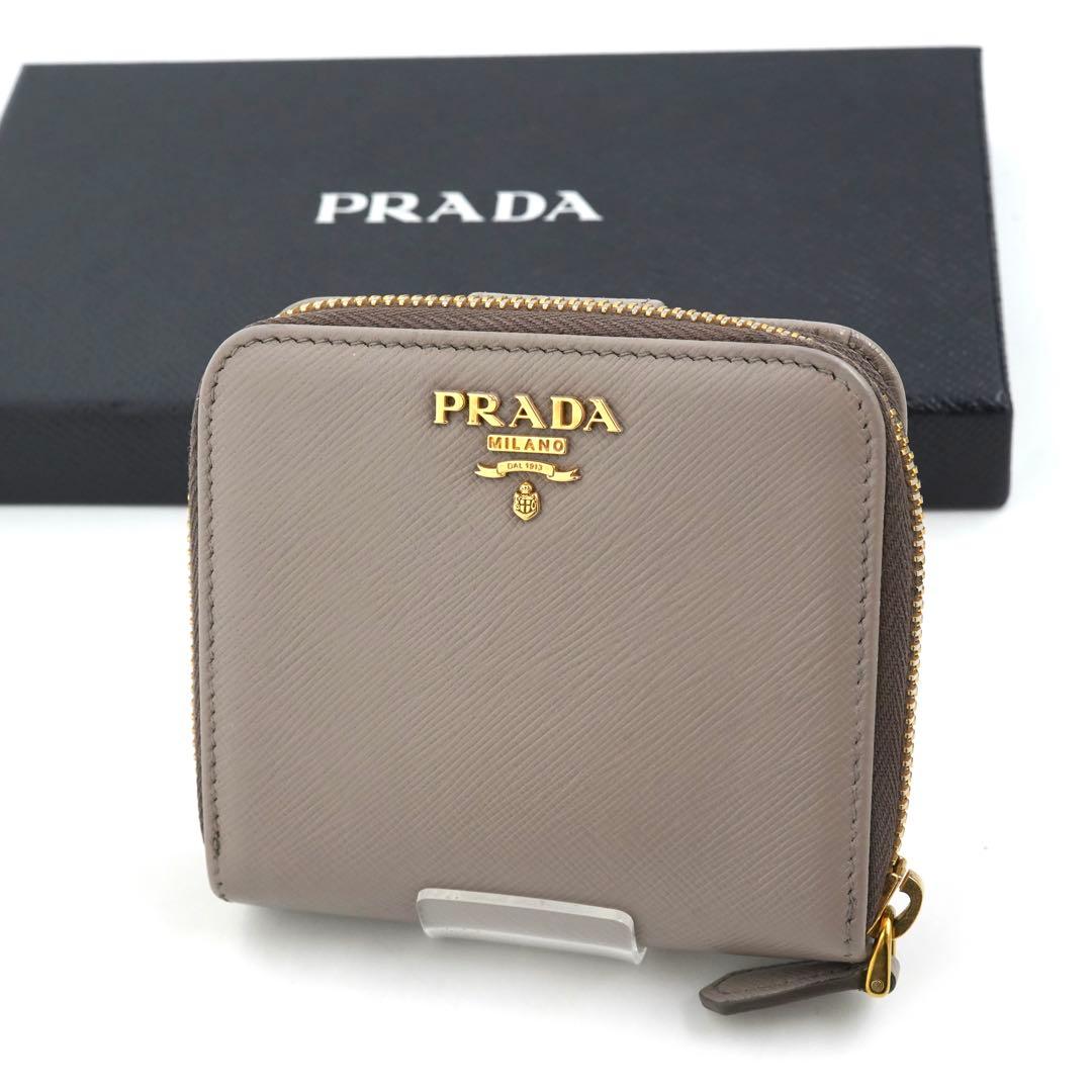 ✨未使用に近い✨　PRADA ミニ財布　サフィアーノレザー　二つ折り　グレー
