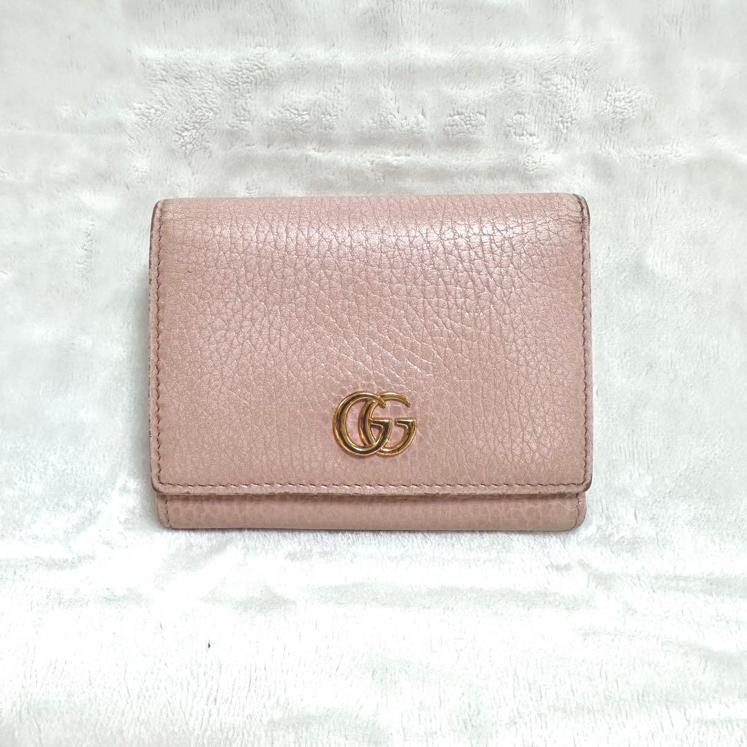GUCCI ロゴ ピンクレザー三つ折り財布
