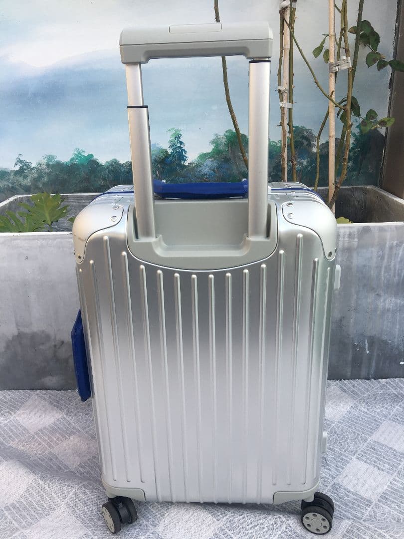 RIMOWA Cabin Twist 21インチ アルミスーツケース 35L