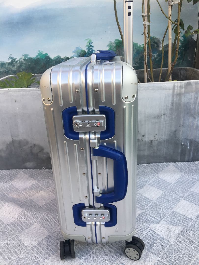 RIMOWA Cabin Twist 21インチ アルミスーツケース 35L