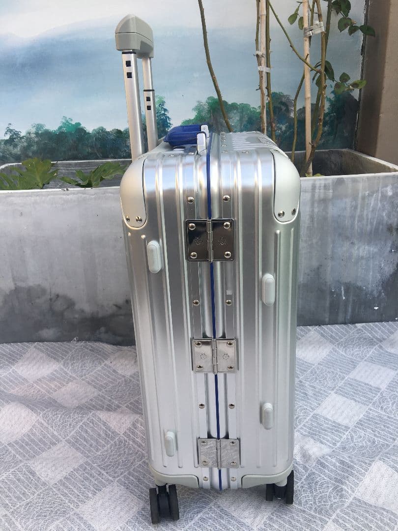 RIMOWA Cabin Twist 21インチ アルミスーツケース 35L