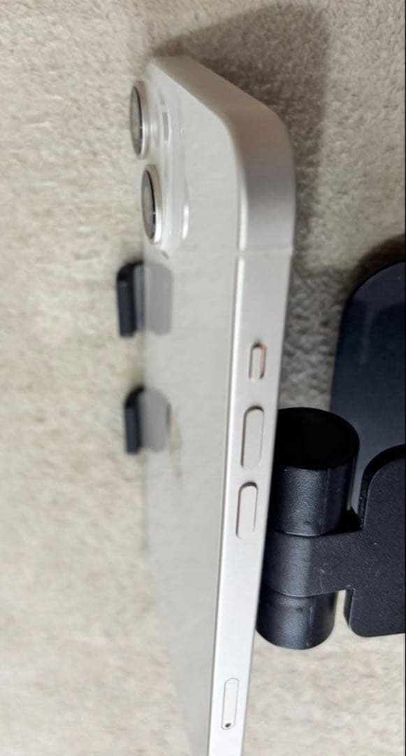 美品docomo iPhone14 128GB スターライト SIMロックなし