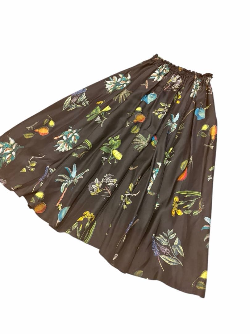【新品】 CABaNボタニカル ギャザースカート シルク トゥモローランド