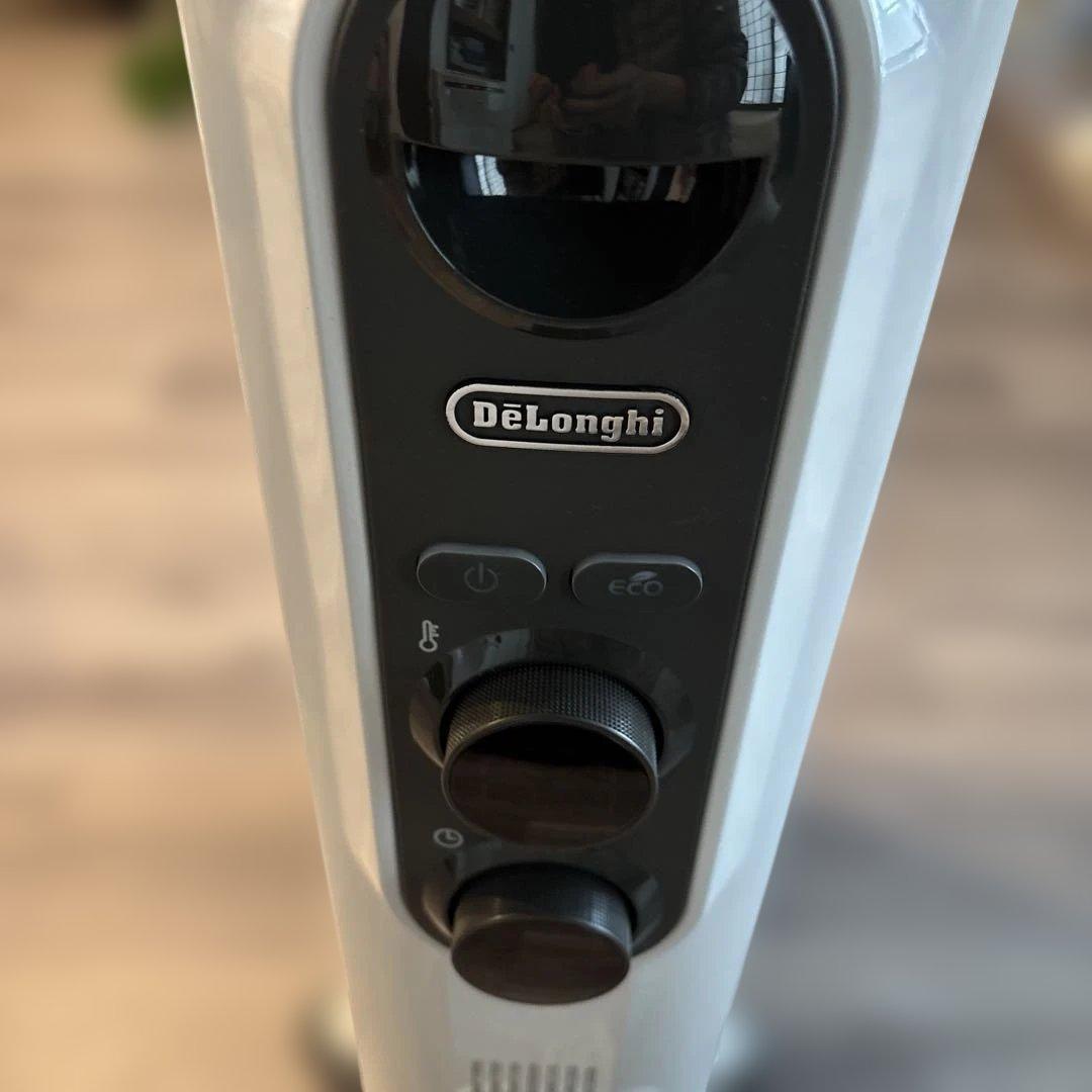 DeLonghi オイルヒーター ホワイト