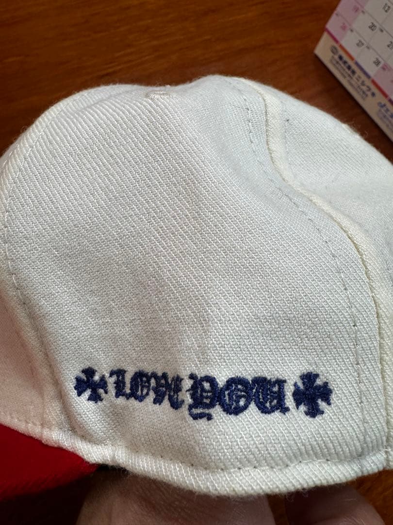 ハート刺繍 ベースボールキャップ 白赤