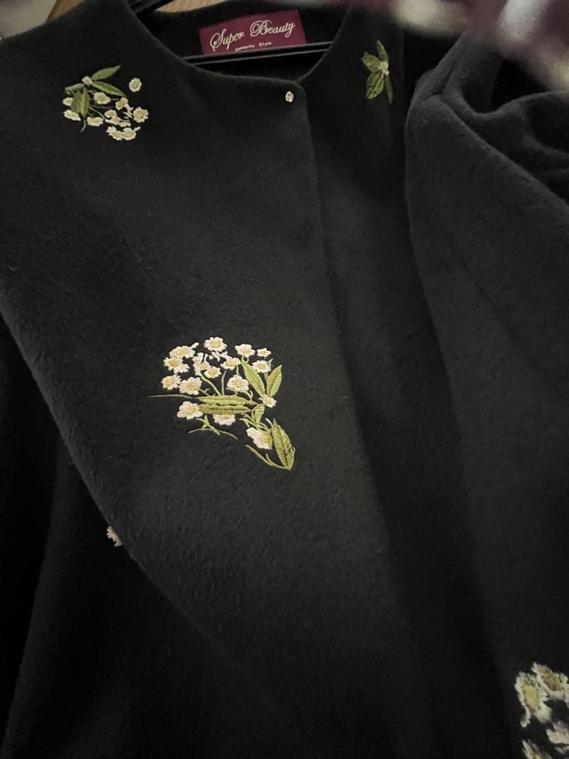 スーパービューティー♡ 花刺繍コート