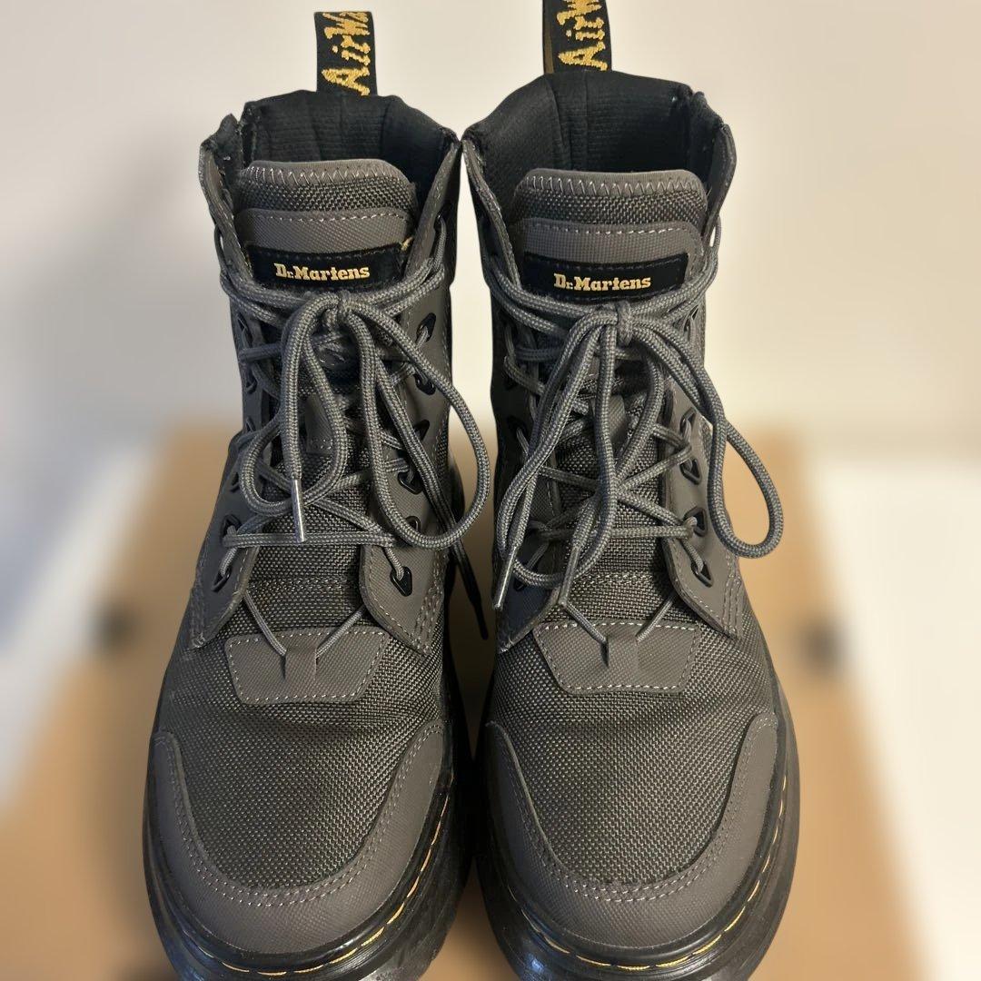 靴 Dr.Martens