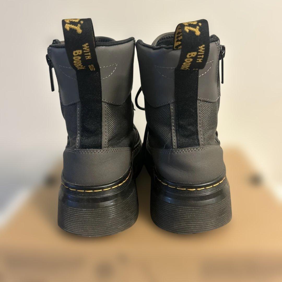 靴 Dr.Martens