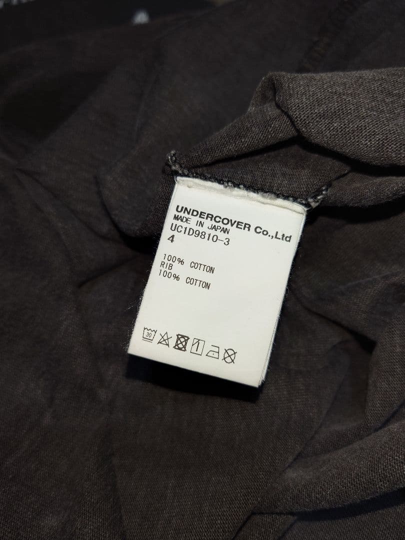 UNDERCOVER アンダーカバー Tシャツ