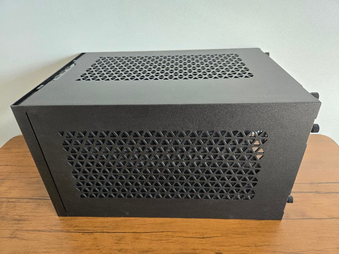 PCケース(自作PC用) SILVERSTONE SST-SG15