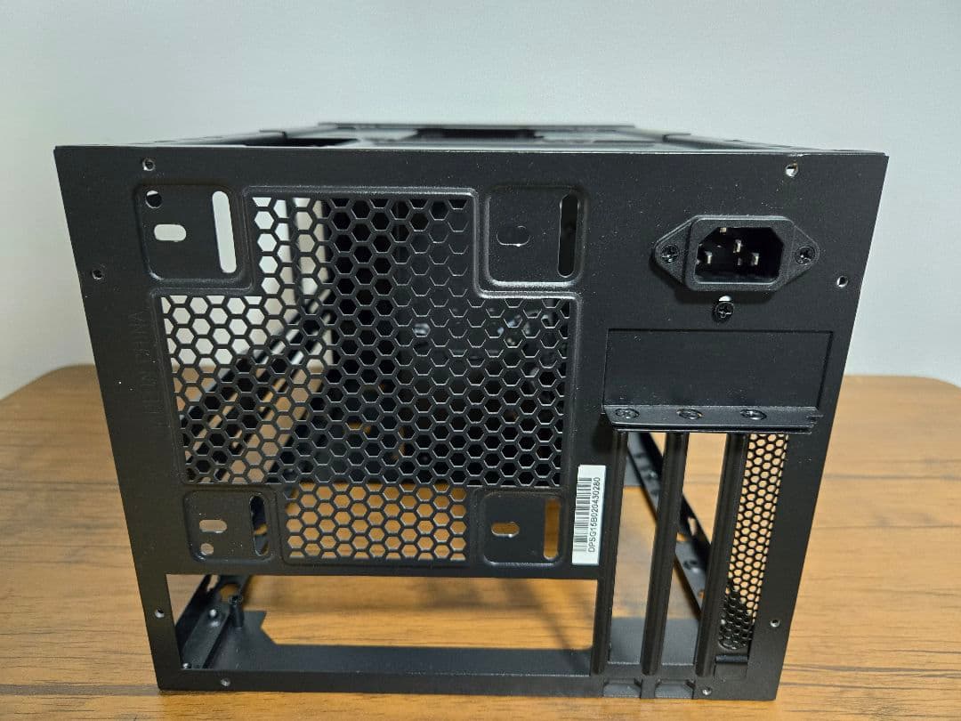 PCケース(自作PC用) SILVERSTONE SST-SG15
