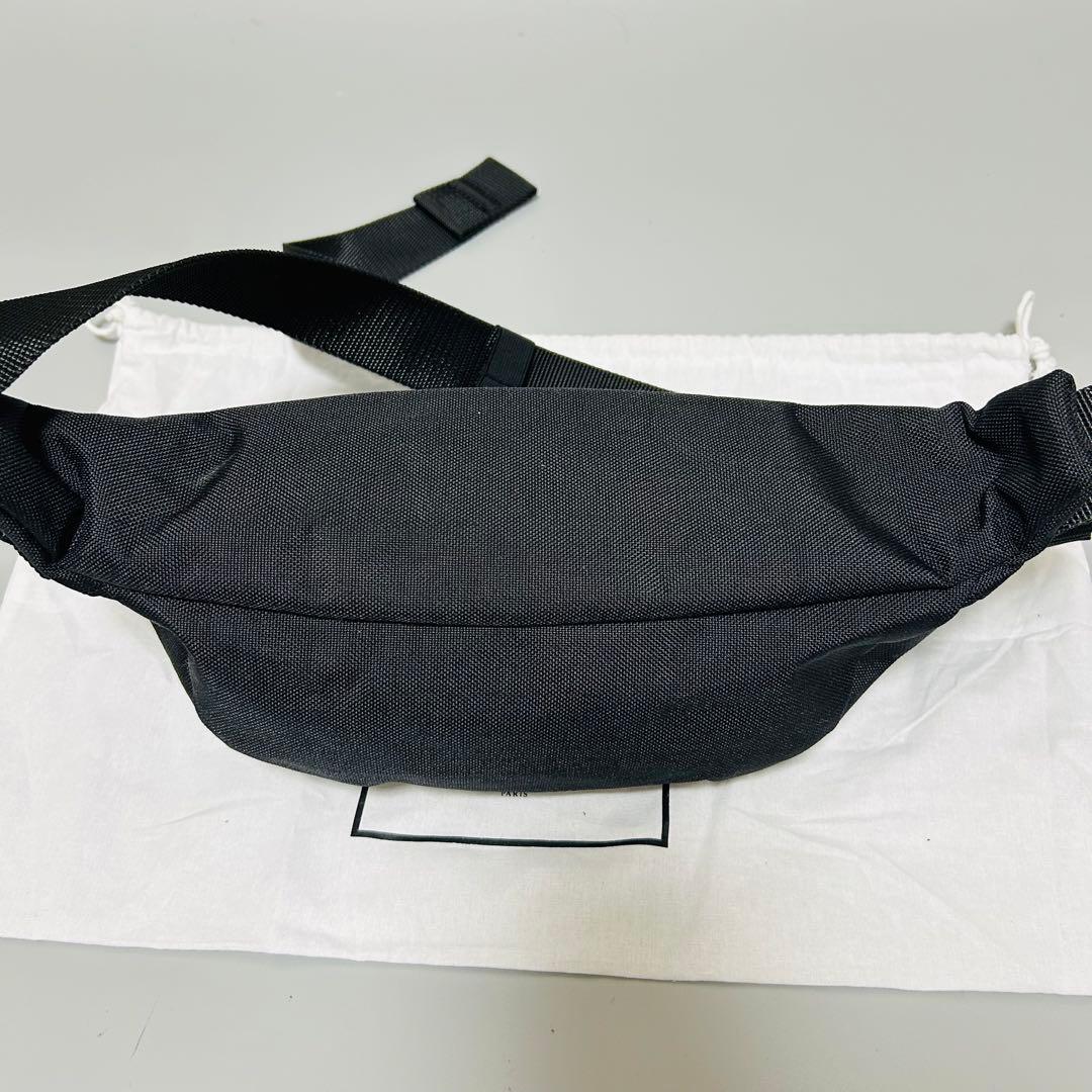 超美品 メゾンマルジェラ ボディバッグ 4ステッチ ステレオタイプ バムバッグ