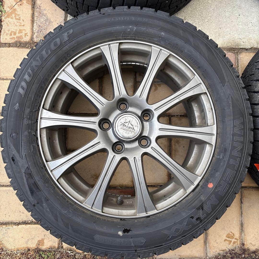 WINTER MAX ダンロップ205/60 R16 スタッドレス値引き可