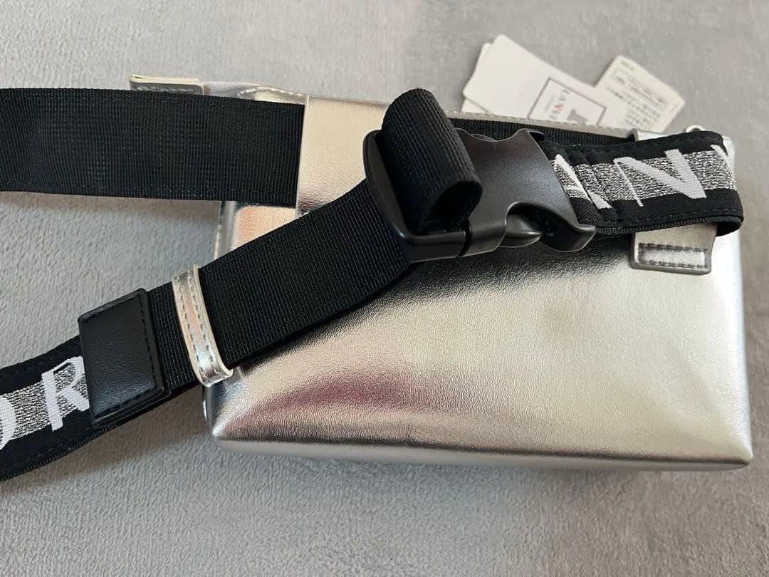 新品　LANVIN SPORT ボディバッグ ブラック・シルバー　ゴルフ