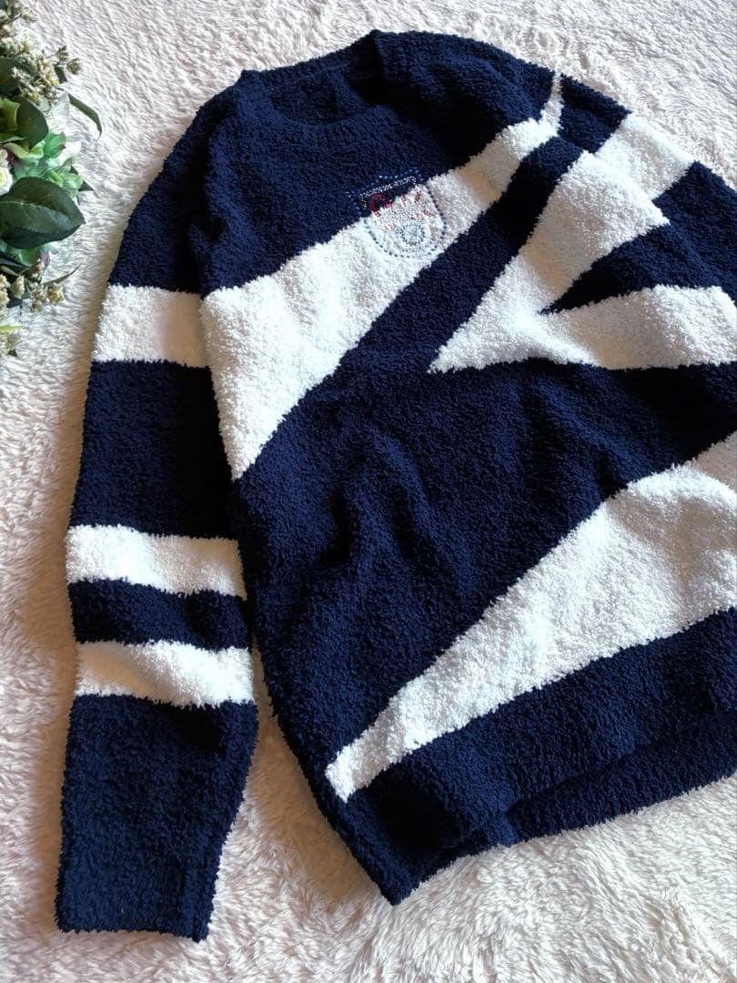 新品タグ付 伊太利屋 ボアニット 大きめ プルオーバーストーン刺繍ロゴ入り日本製