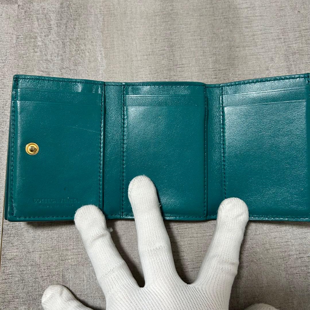 【美品✨希少カラー】ボッテガヴェネタ　三つ折り財布　ターコイズ　イントレチャート