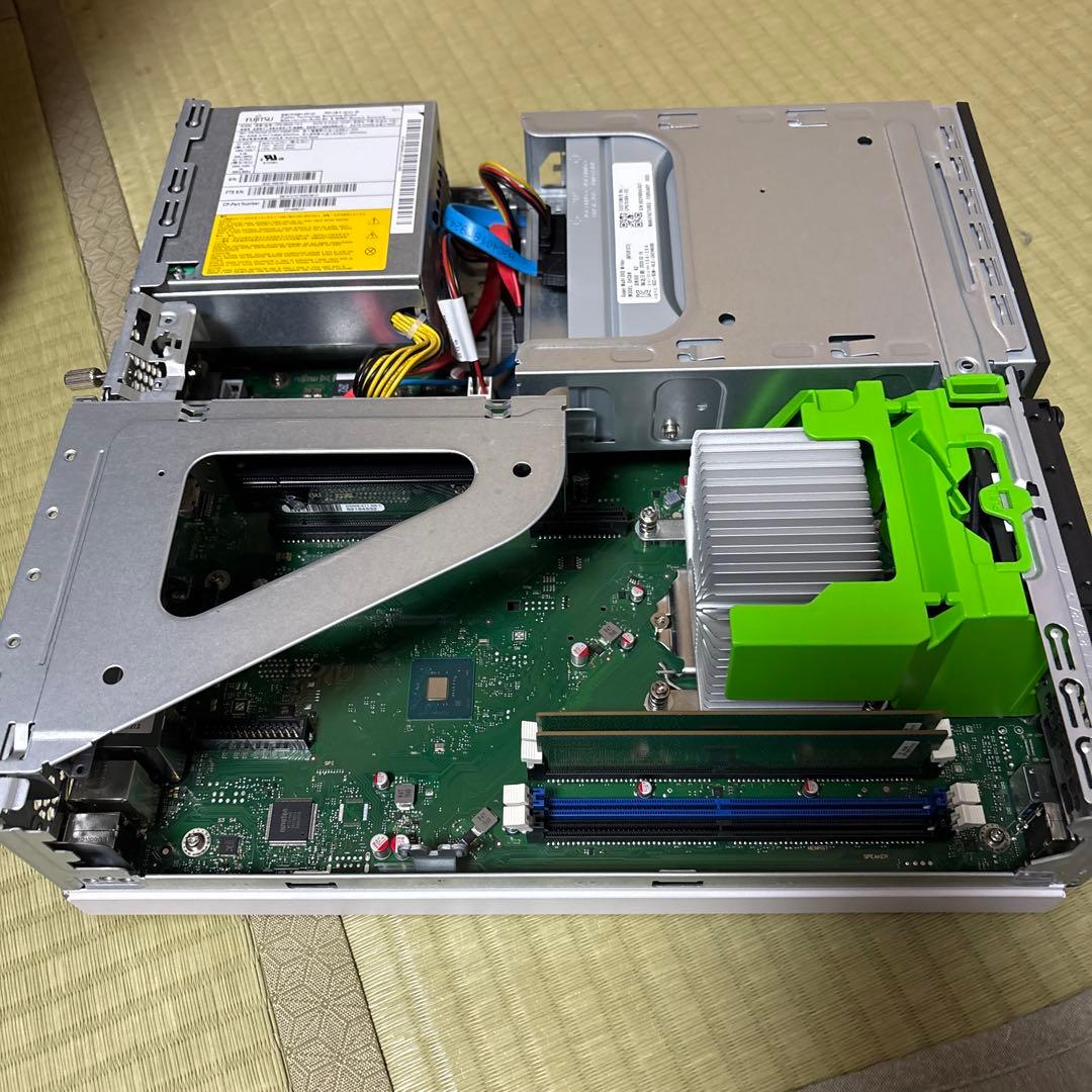 シ*ヌ様 Fujitsu ESPRIMO D568/CX デスクトップPC ジャ