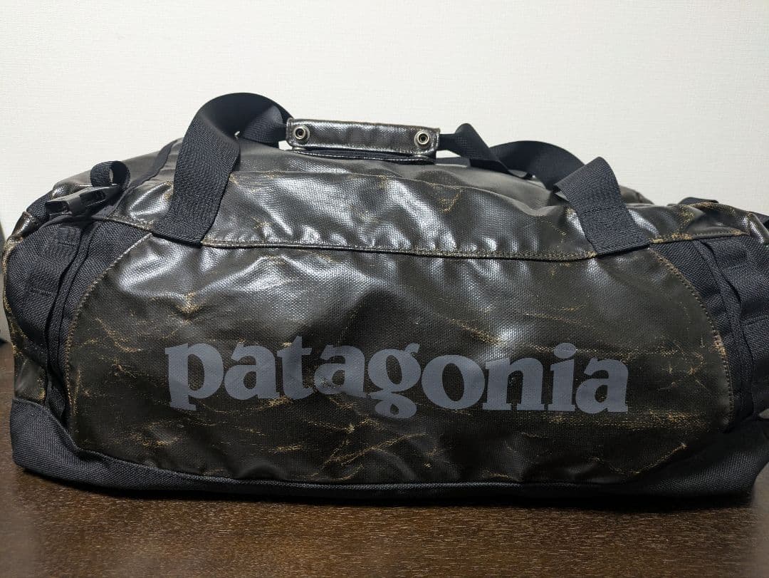 【週末セール】patagonia ブラックホール 70L