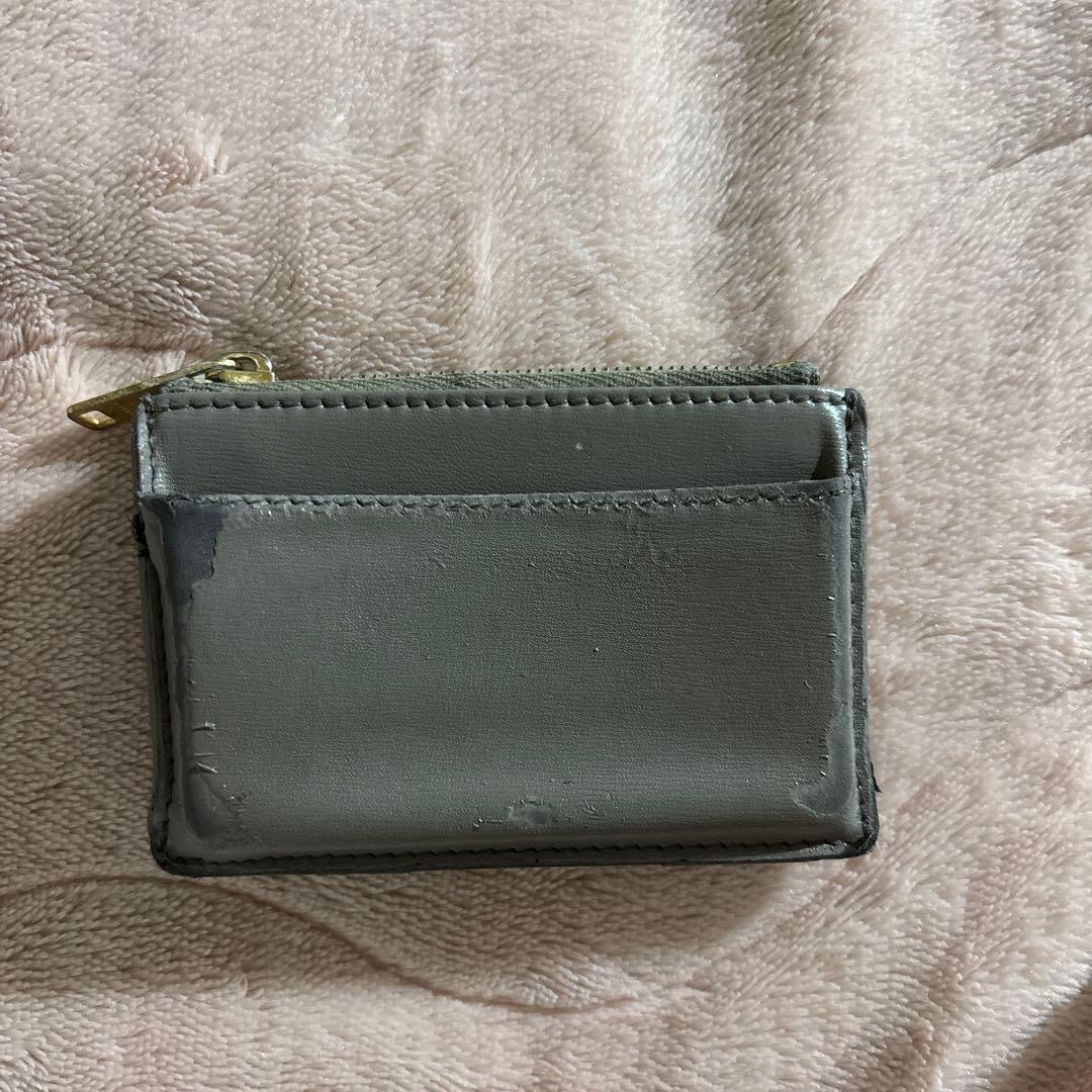 グレー 三つ折り財布 ゴールド金具付き