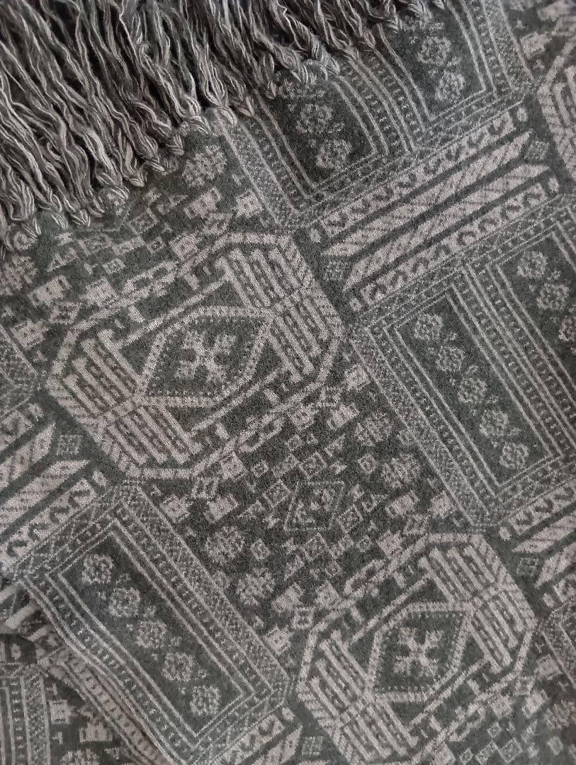 ALEXANDER McQUEEN／幾何学模様 ストール