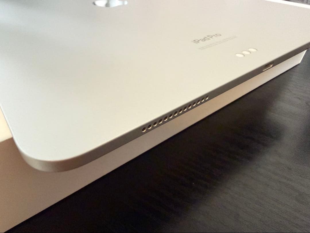 iPad Pro（m4）13インチ256gb/ Wi-Fi/充電スタンド付き