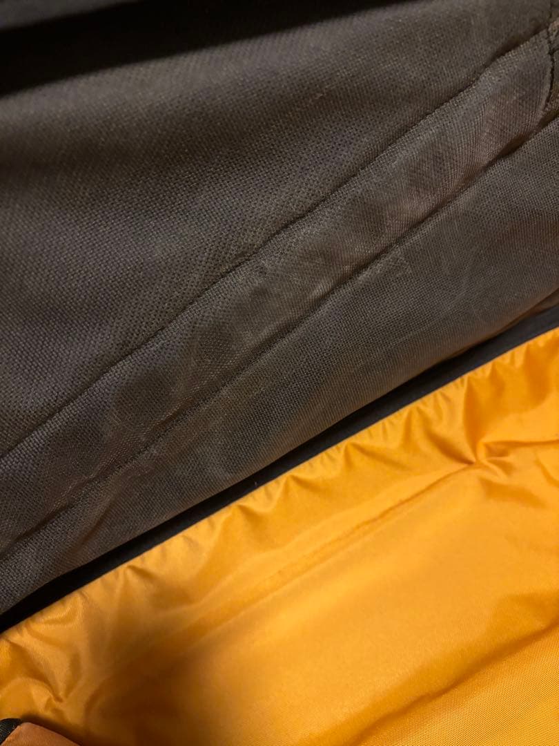 patagonia ブラック ボストンバッグ　キャリーバッグ　スーツケース　黒