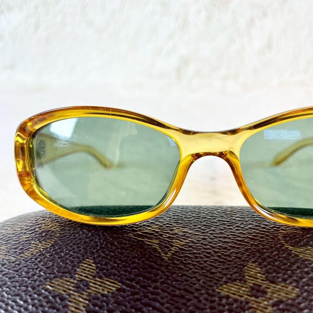 GUCCI　グッチ　サングラス　GG2456　グリーンレンズ　ブラウンフレーム