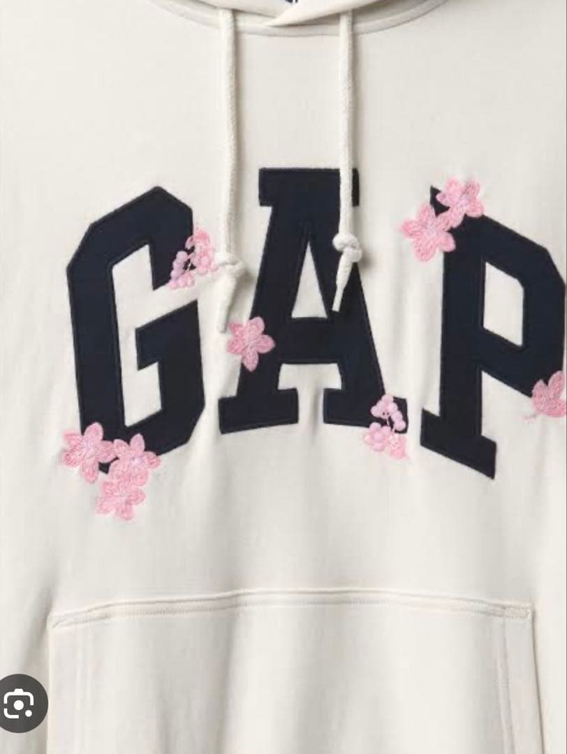 [J.(プロフ必須)]GAP SAKURAロゴ パーカー