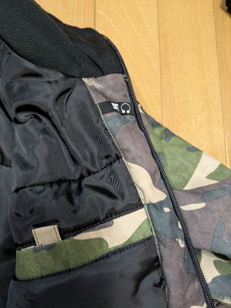 DC SHOES キッズ スノーボードウェア上下セット　120-140cm