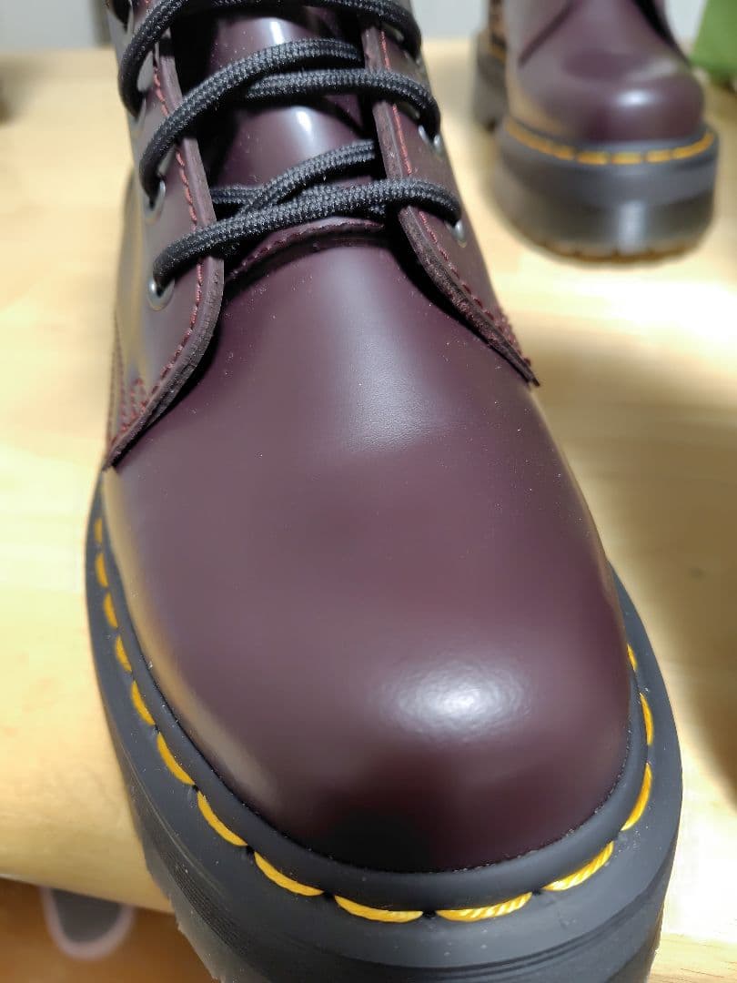 美品 Dr.Martens JADON 8ホール 厚底 バーガンディ